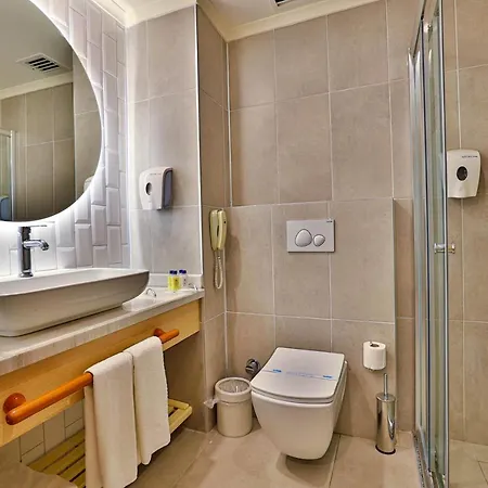 Crystal Land Of Paradise Resort Avsallar